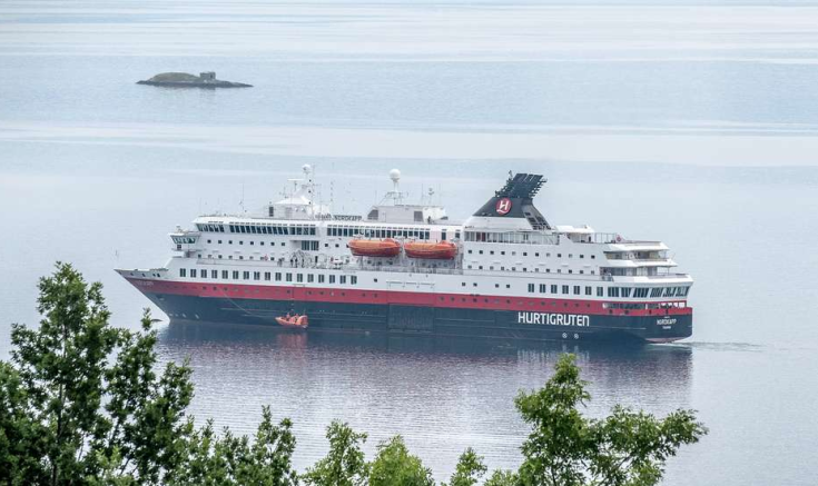 Hurtigruten Trondheim-Kirkenes t/r